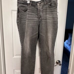 Old Navy Women's Charcoal Cropped Jeans
